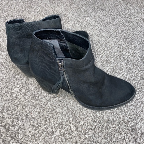 Sam Edelman Booties - Picture 2 of 4